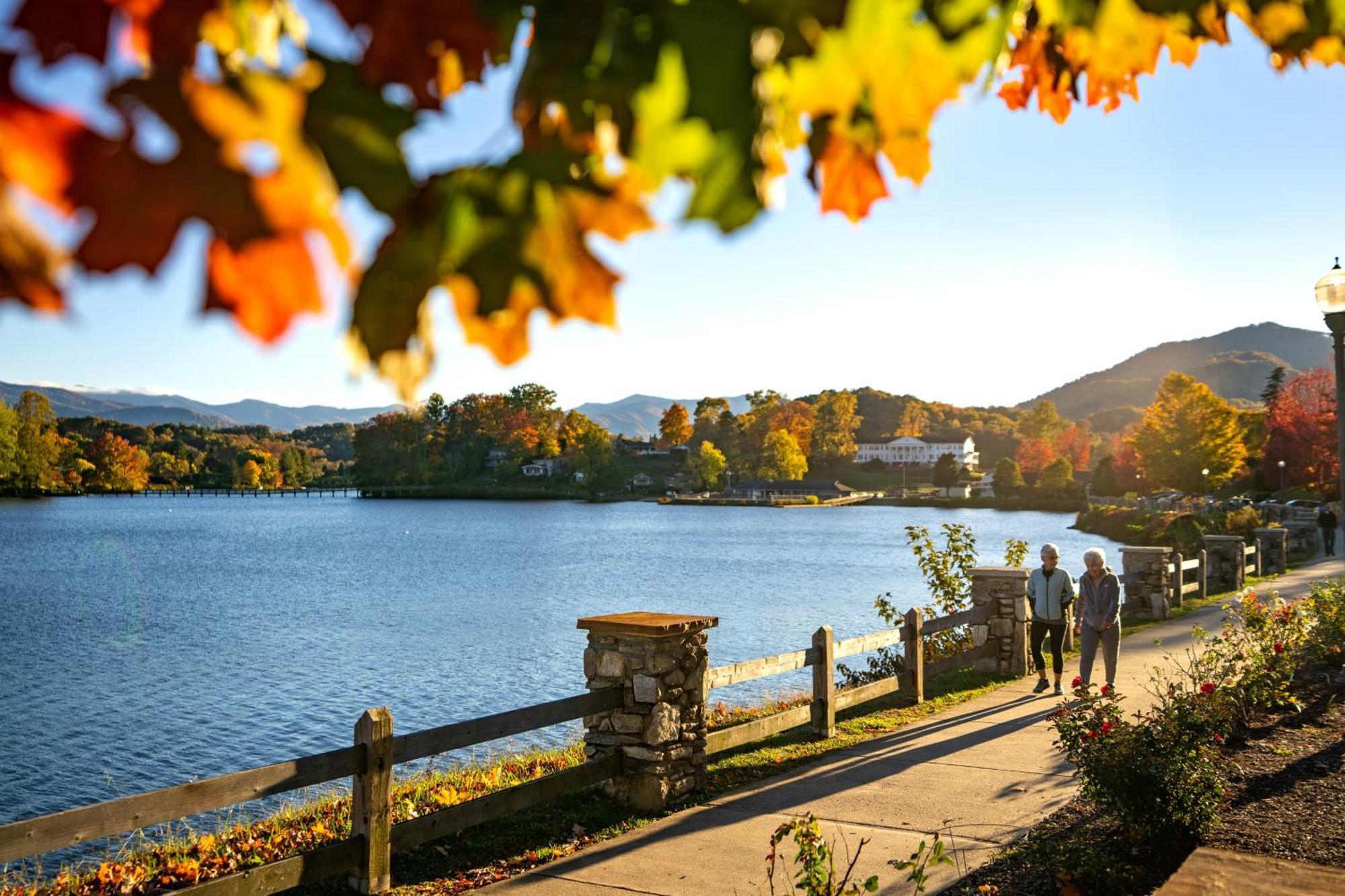 Samuel Court Cabin Lake Junaluska Exteriör bild