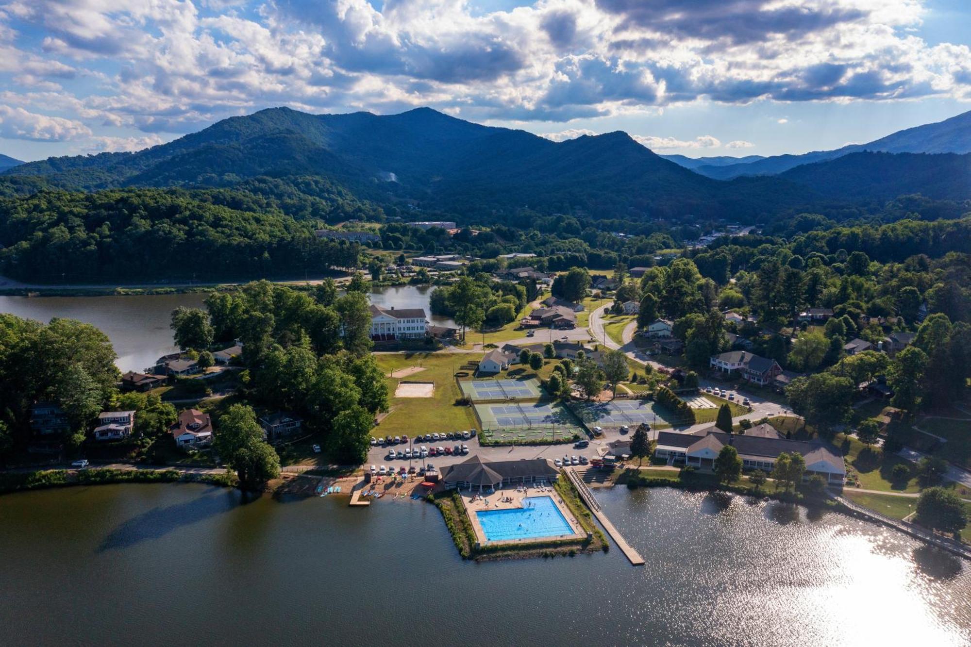 Samuel Court Cabin Lake Junaluska Exteriör bild